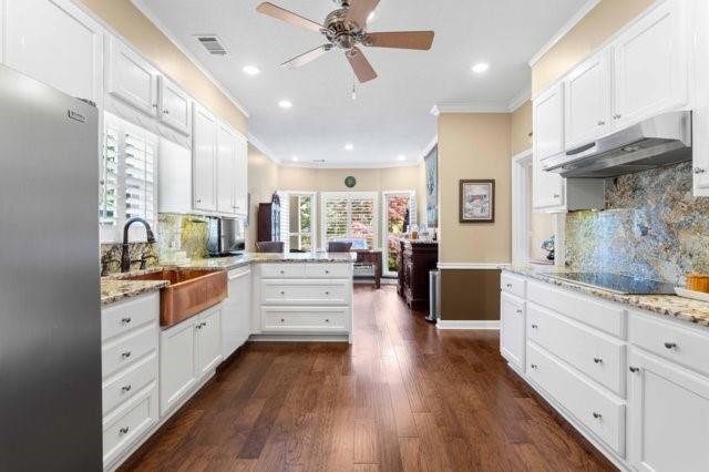 215 Farm Grove Trace