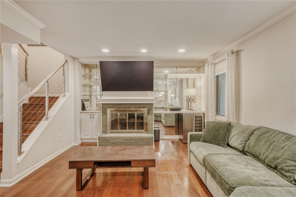 101 Alden Avenue NW Unit E