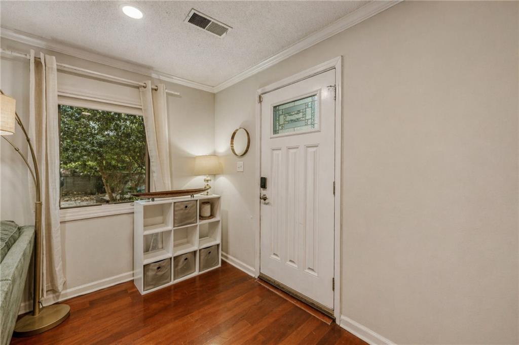 101 Alden Avenue NW Unit E