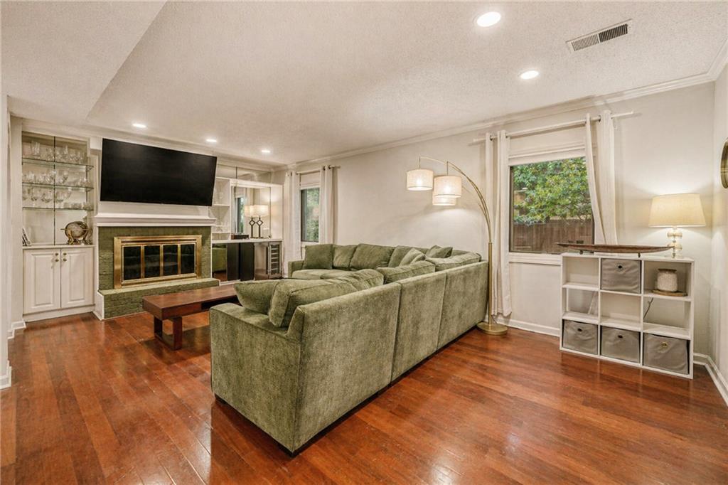 101 Alden Avenue NW Unit E
