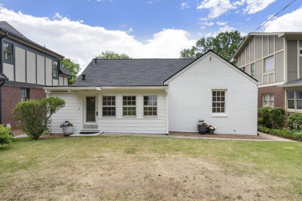 2512 Alston Drive SE