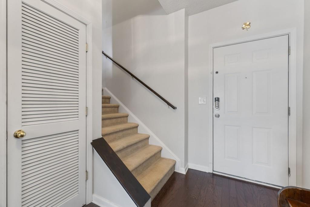 5111 Woodland Lane