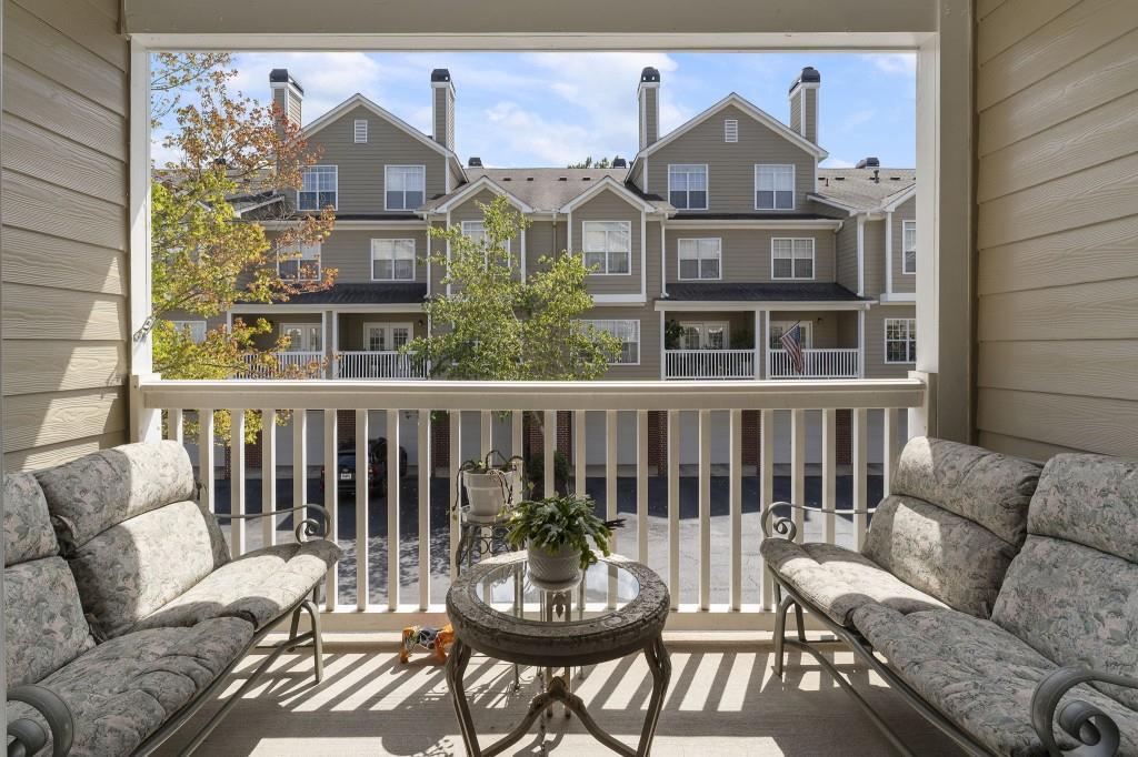 5111 Woodland Lane