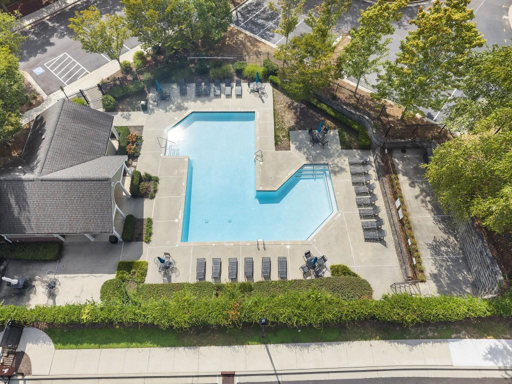 5111 Woodland Lane