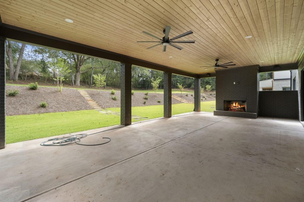 471 Thunder Road