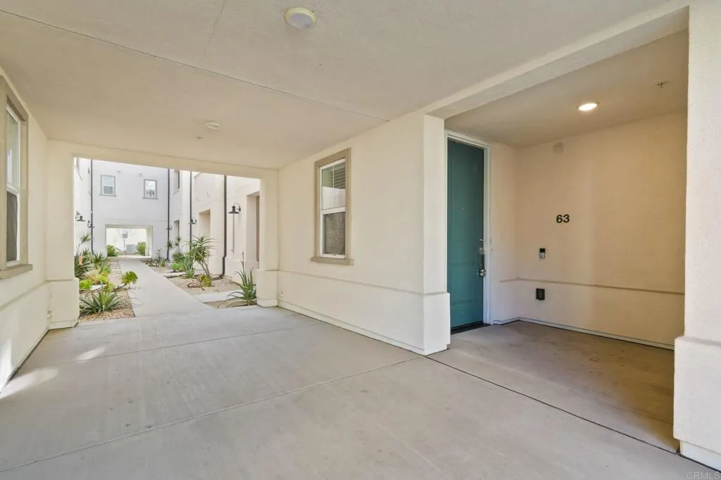 5381 Calle Rockfish Unit 63