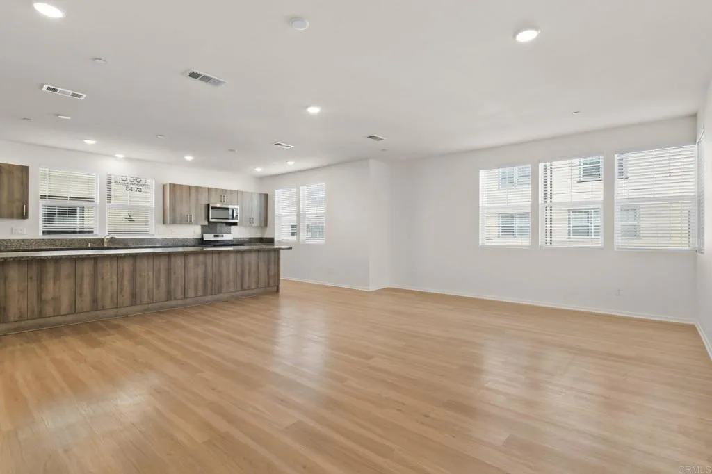5381 Calle Rockfish Unit 63