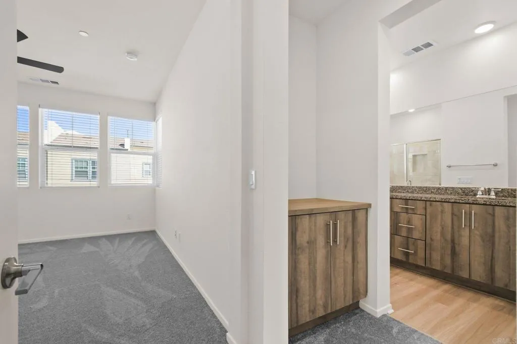 5381 Calle Rockfish Unit 63