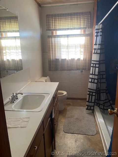 315 W Cherokee Avenue