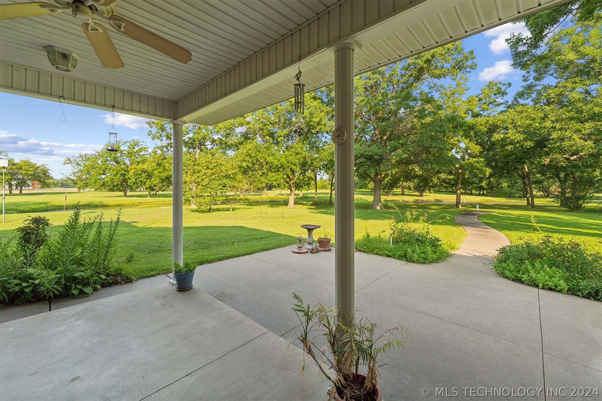 3054 W 520 Road