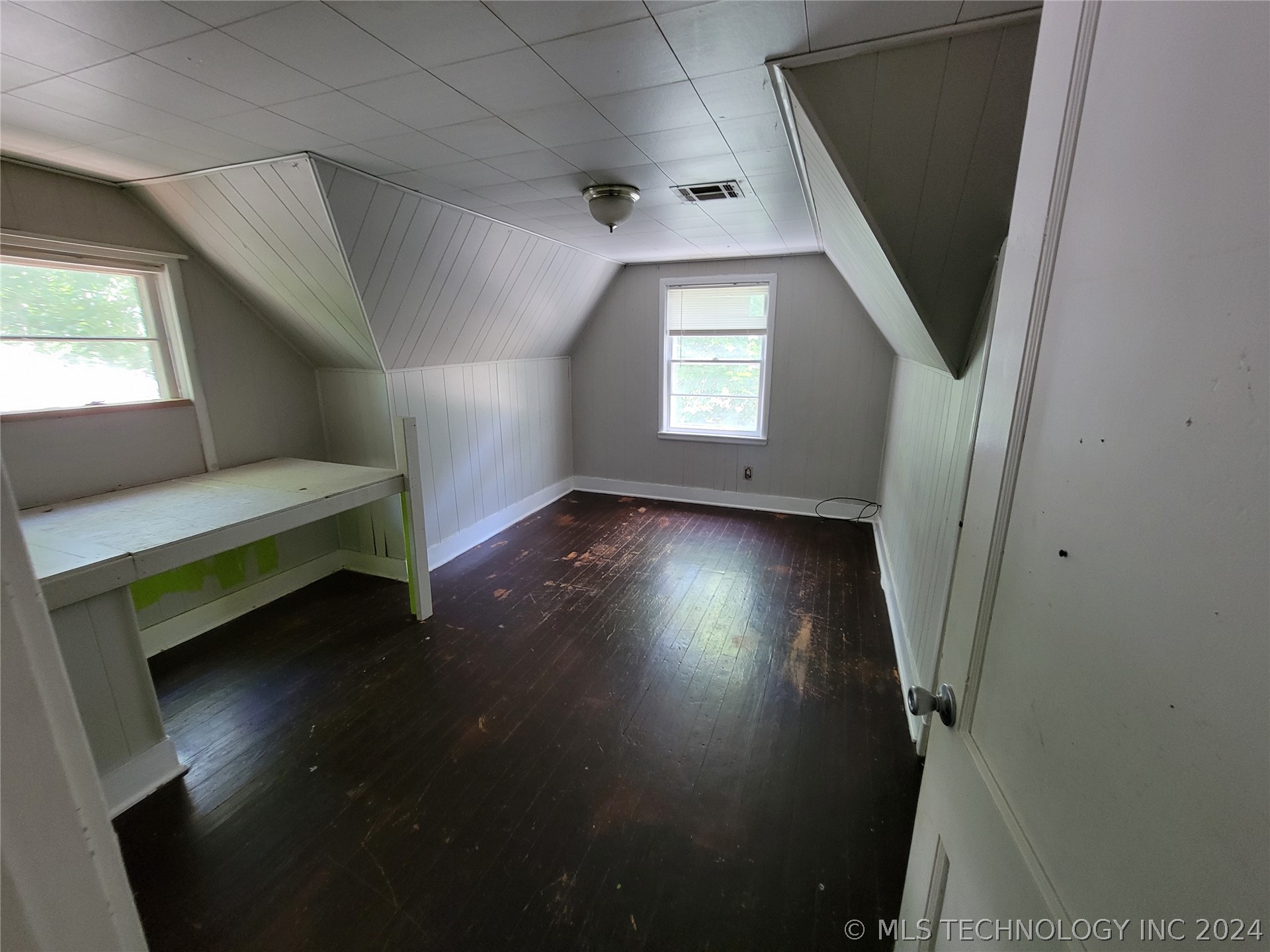 314 N Rowe Street