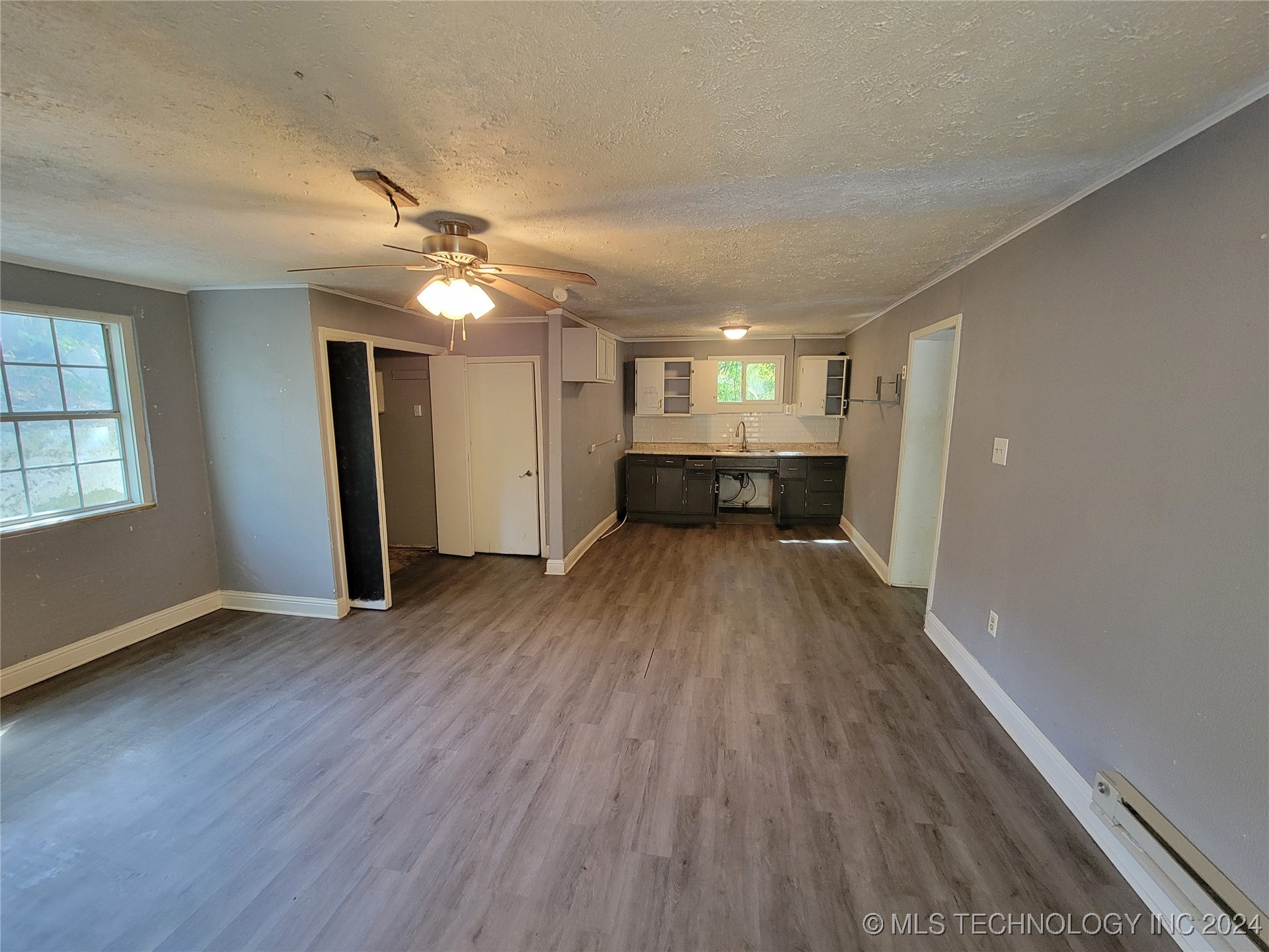 385 Twin Hills Road