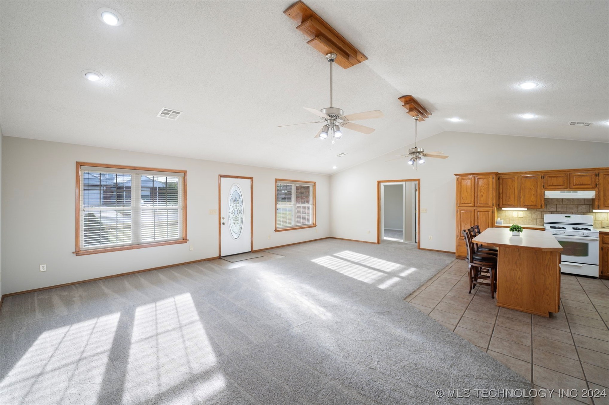 105 Sonshine Lane