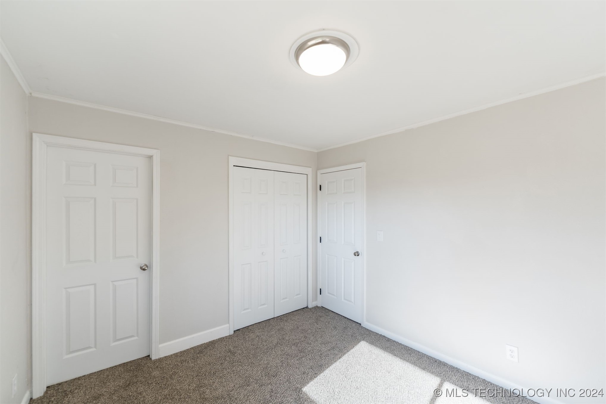805 SE 11th Street
