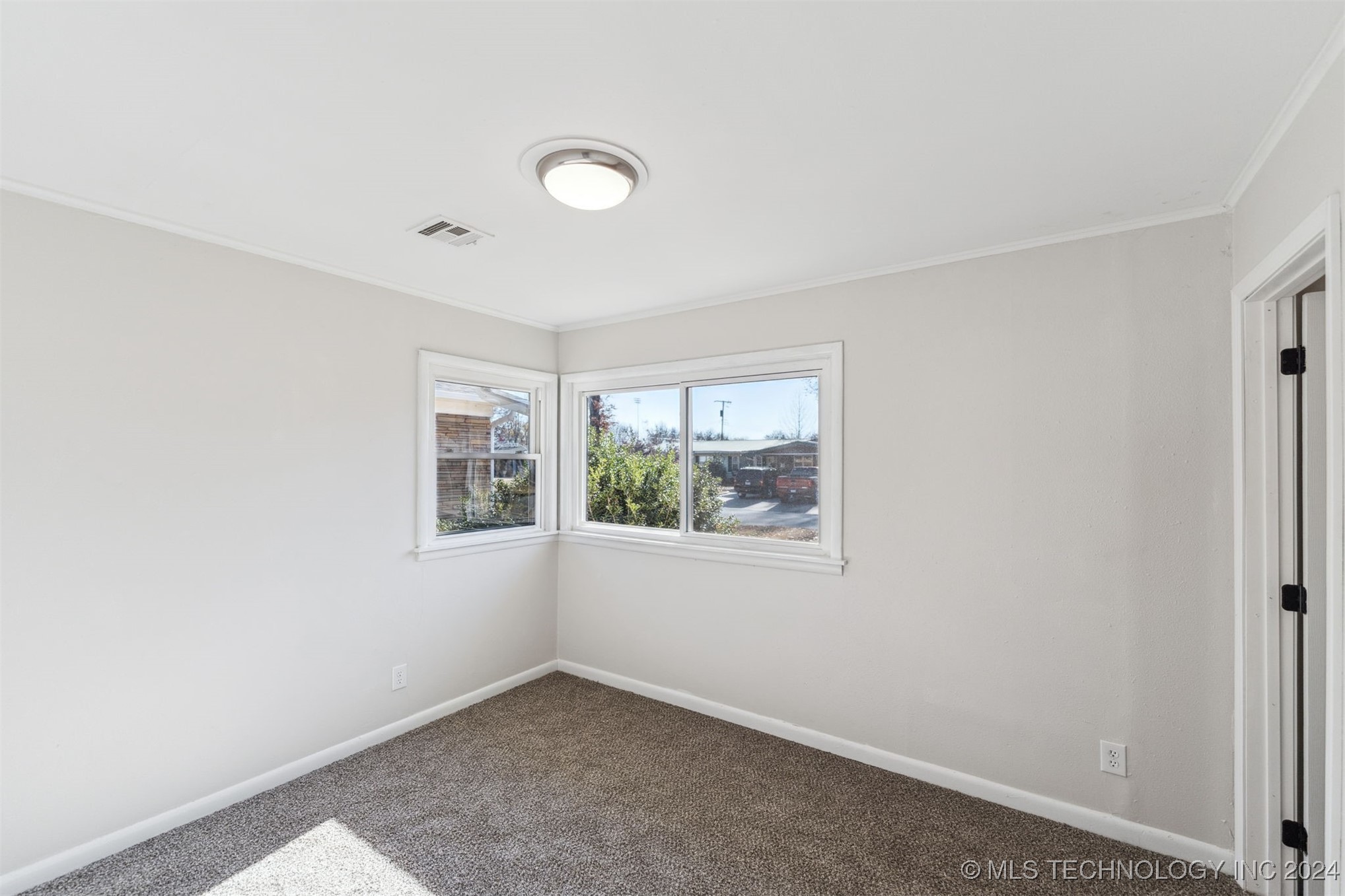 805 SE 11th Street