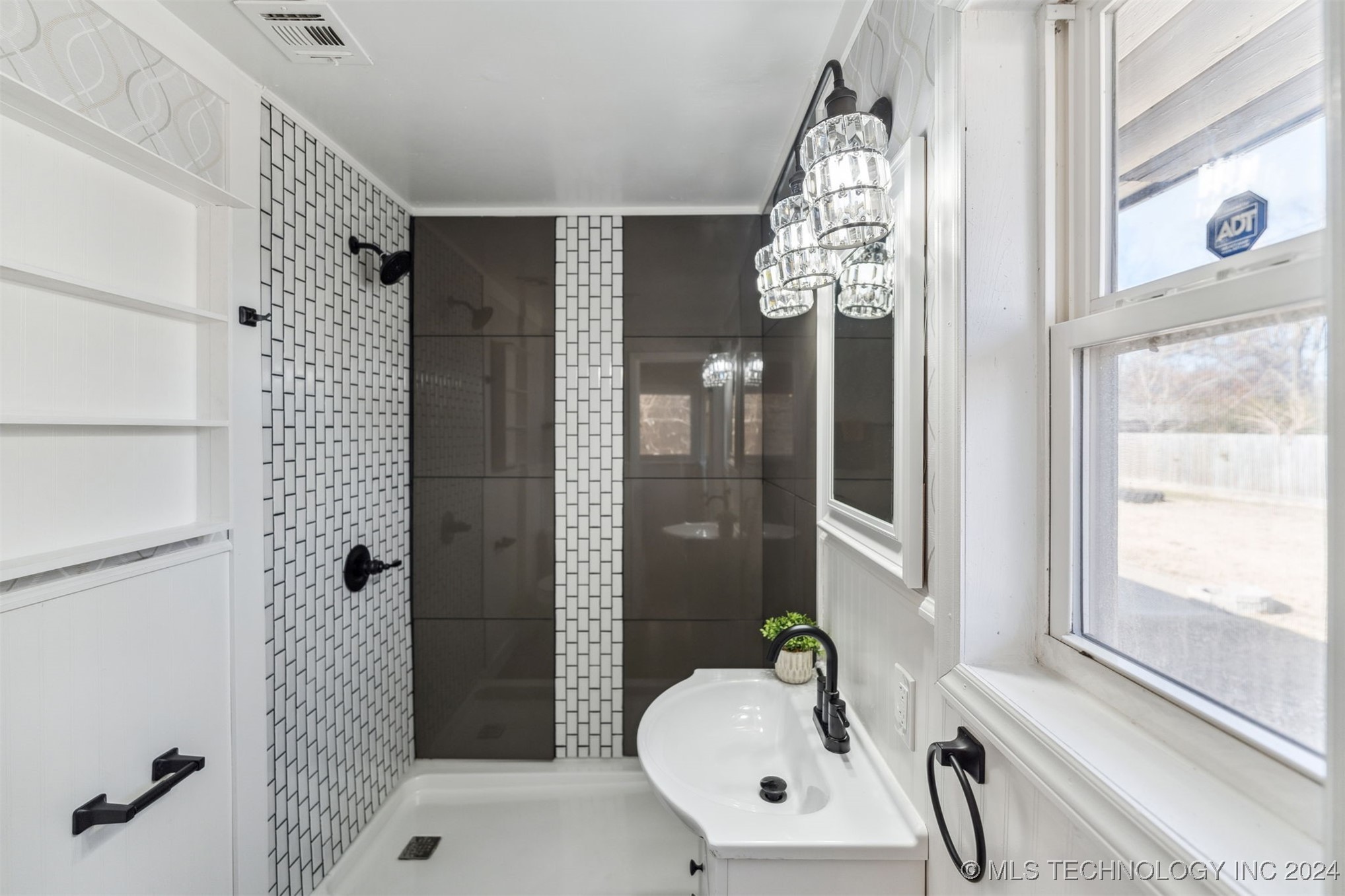 805 SE 11th Street