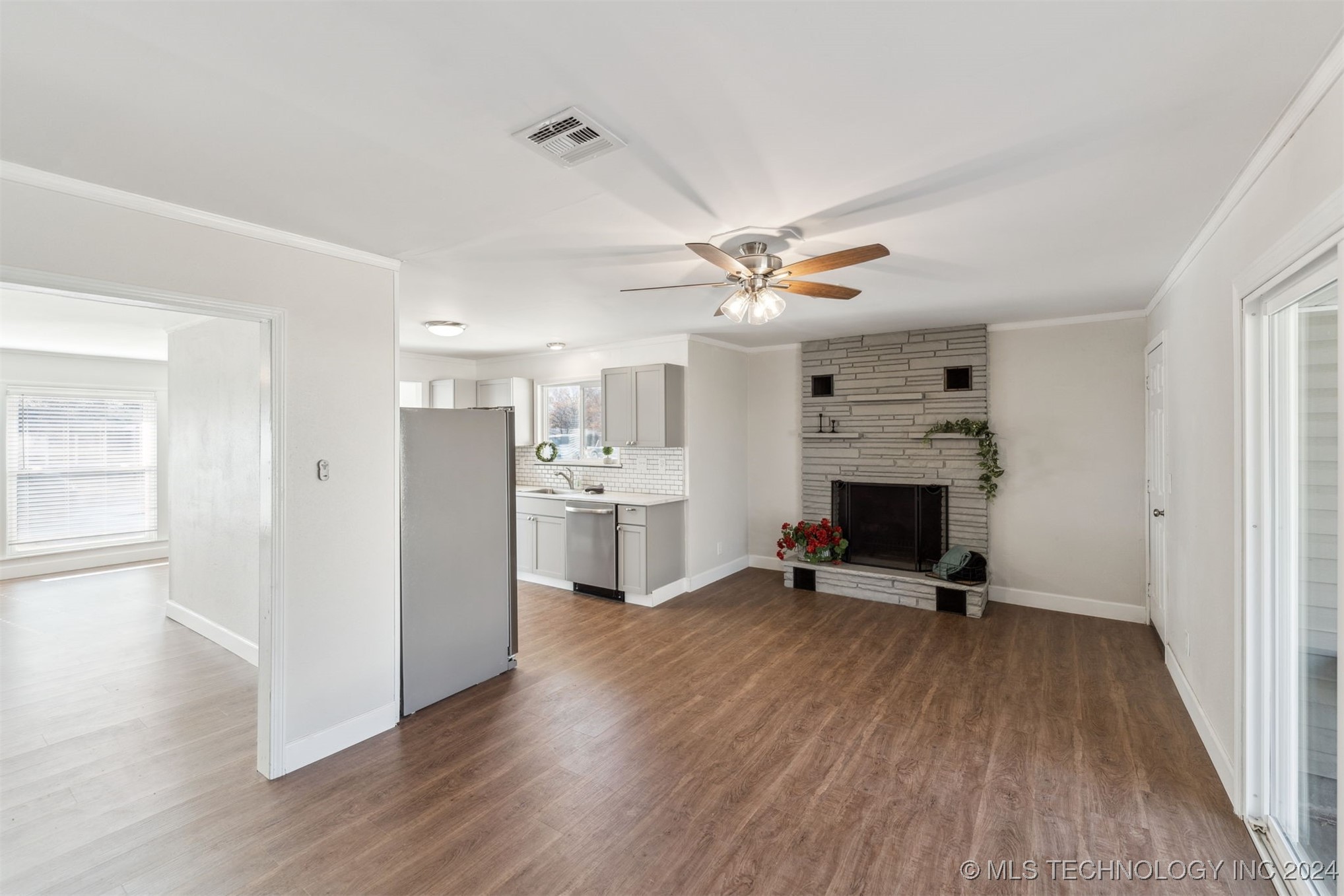 805 SE 11th Street