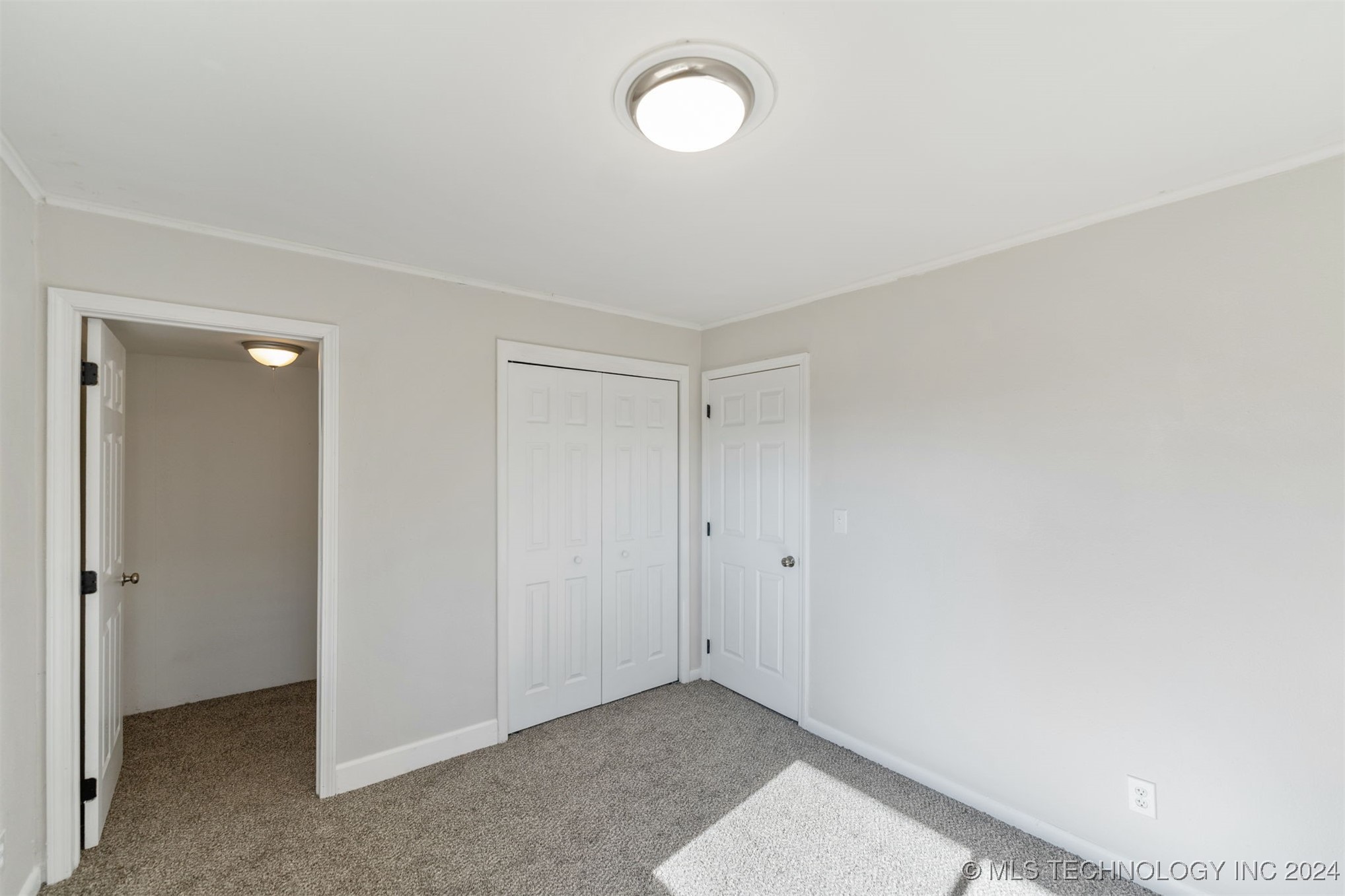 805 SE 11th Street