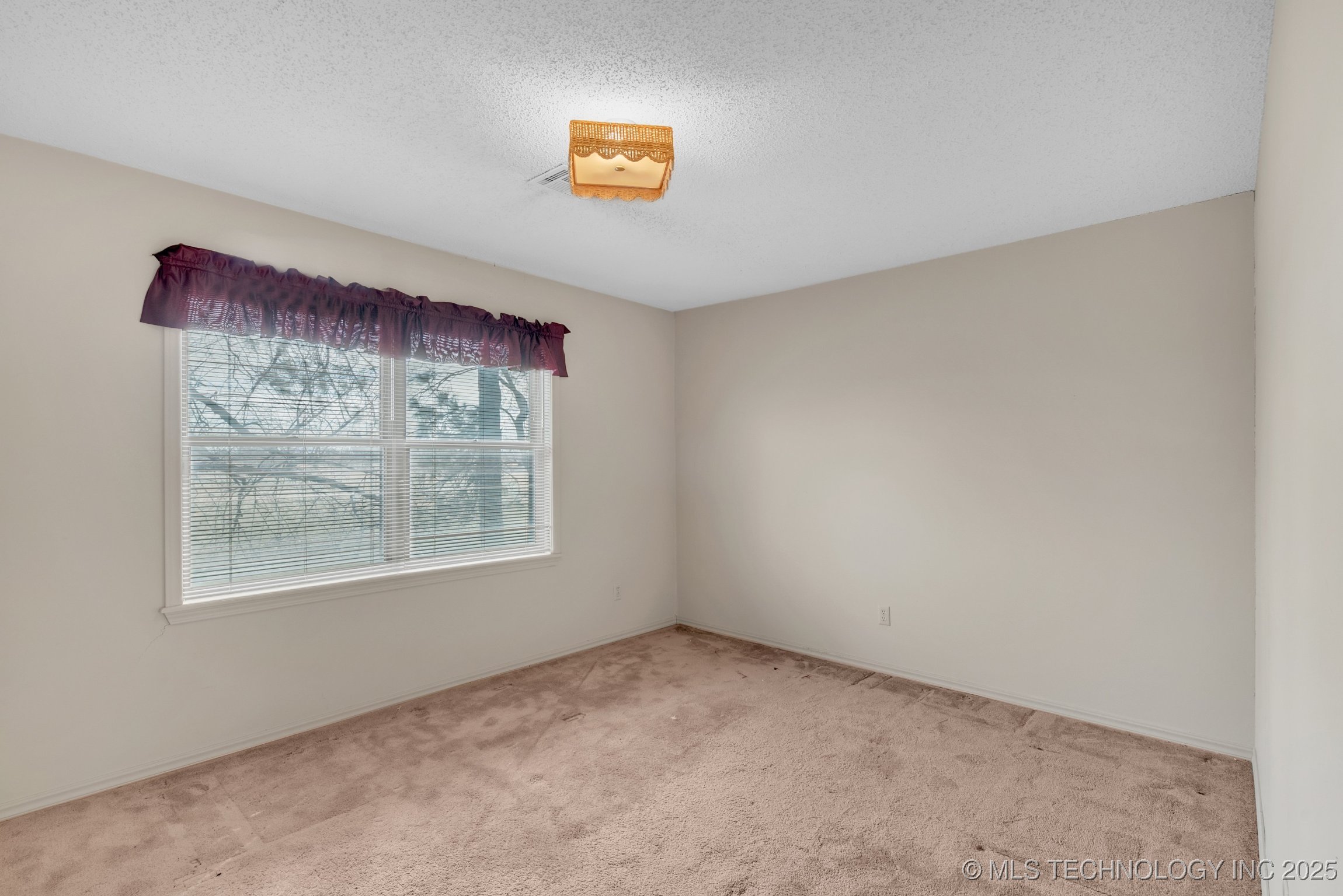 1140 N 435 Road