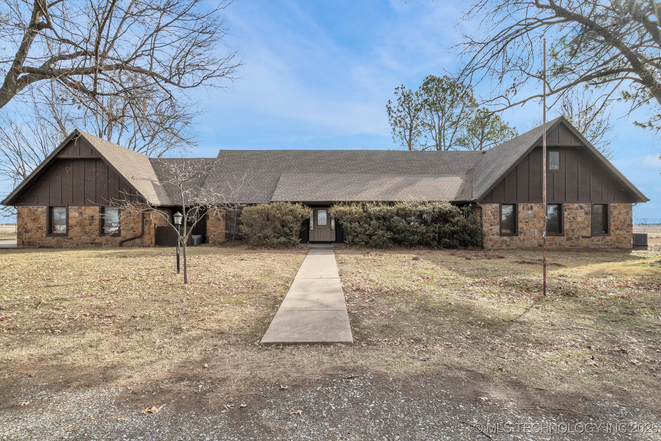 1140 N 435 Road