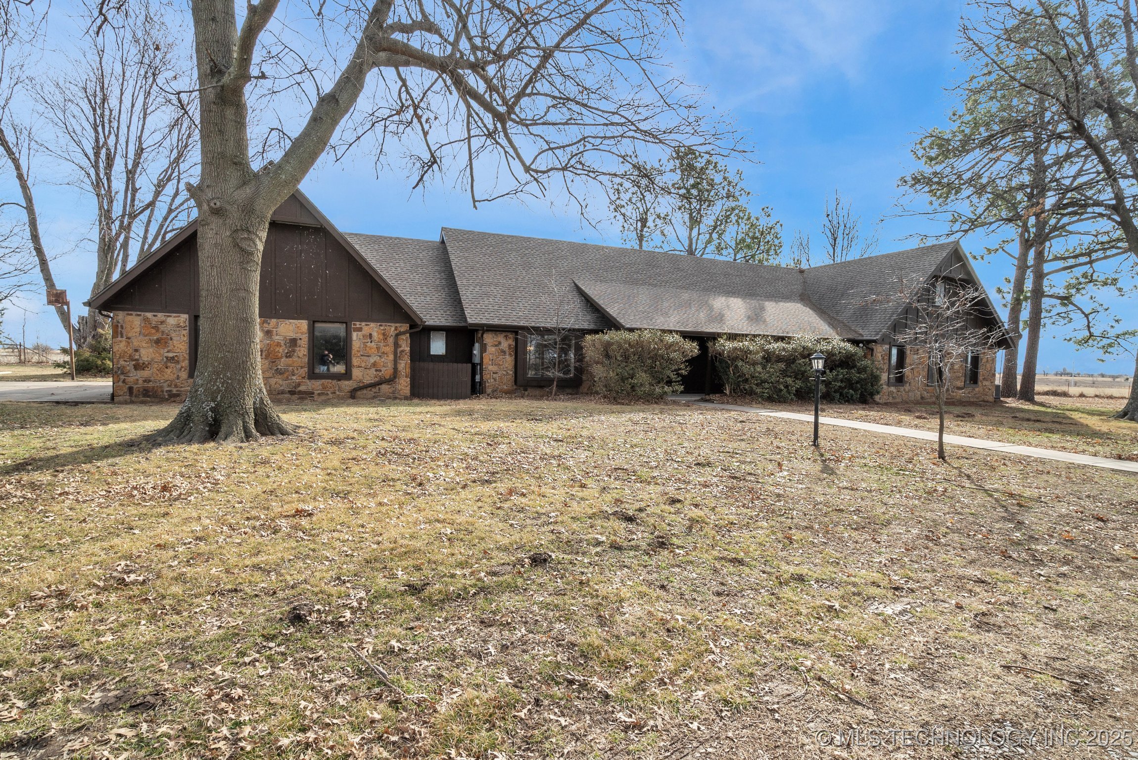 1140 N 435 Road