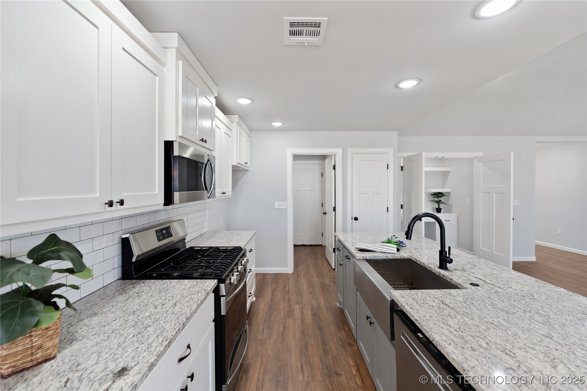 317 SE 6th Street