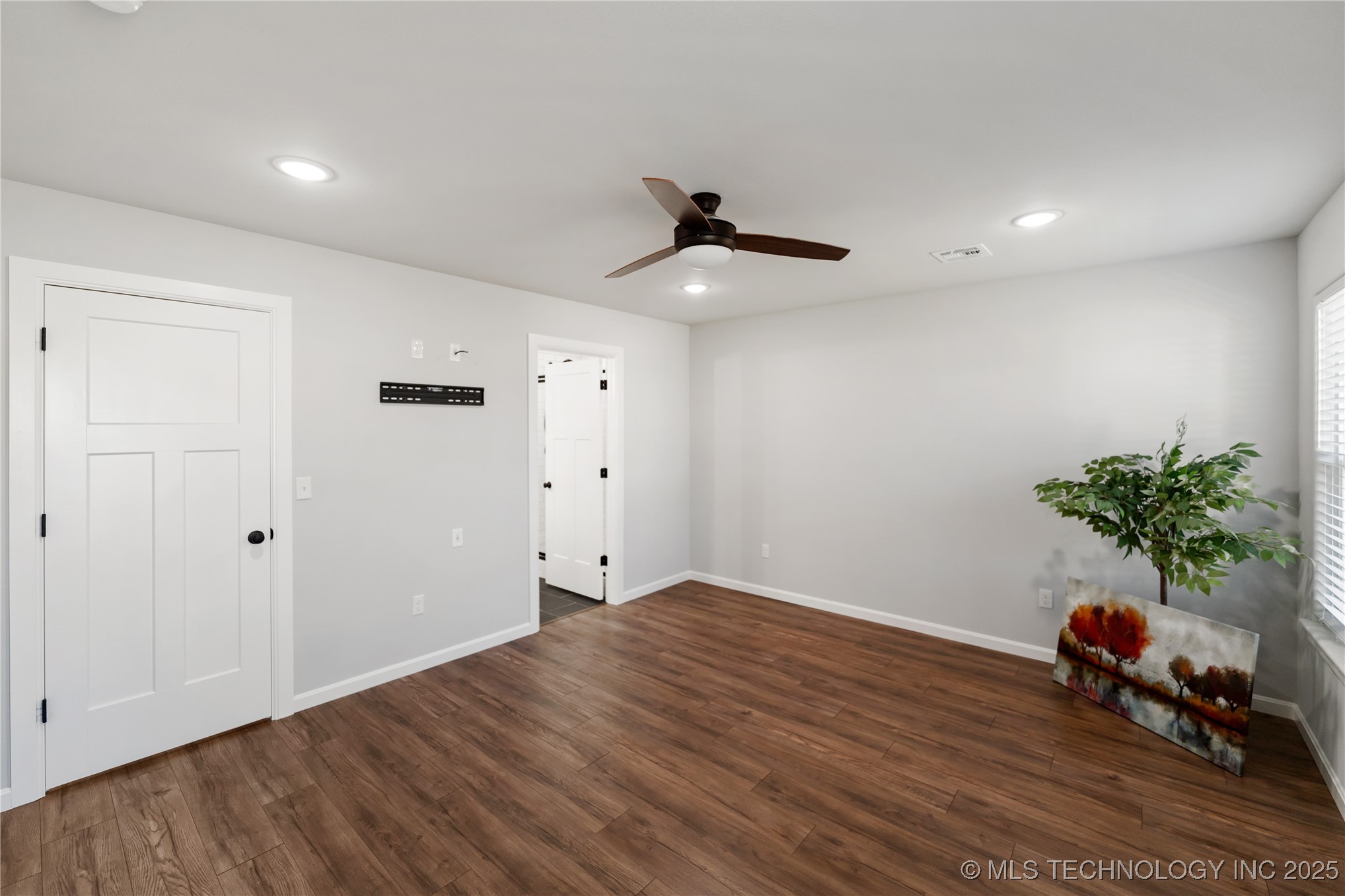317 SE 6th Street