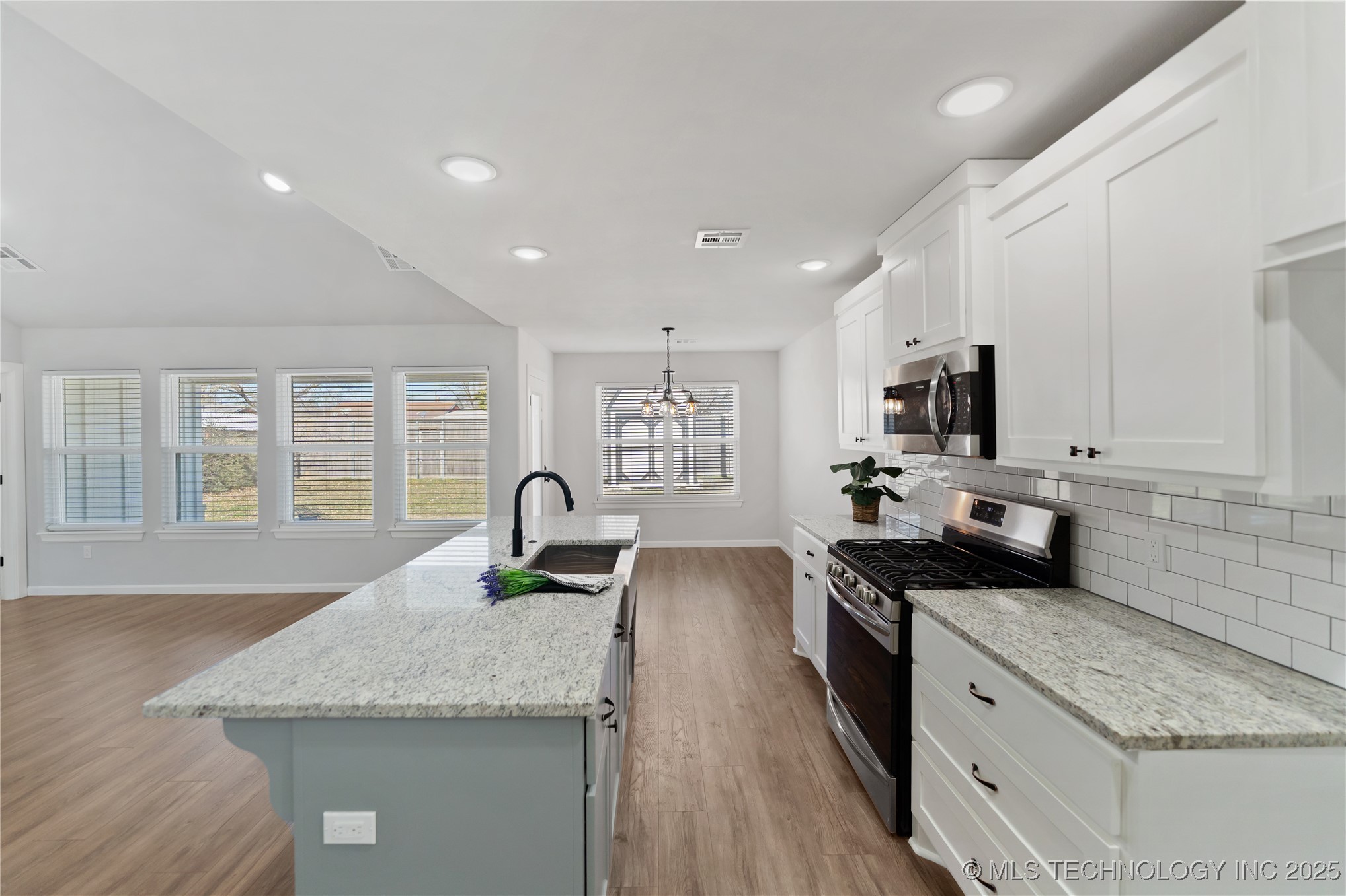 317 SE 6th Street