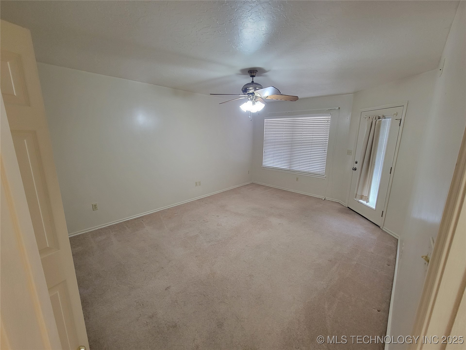 121 S Vann Street 123