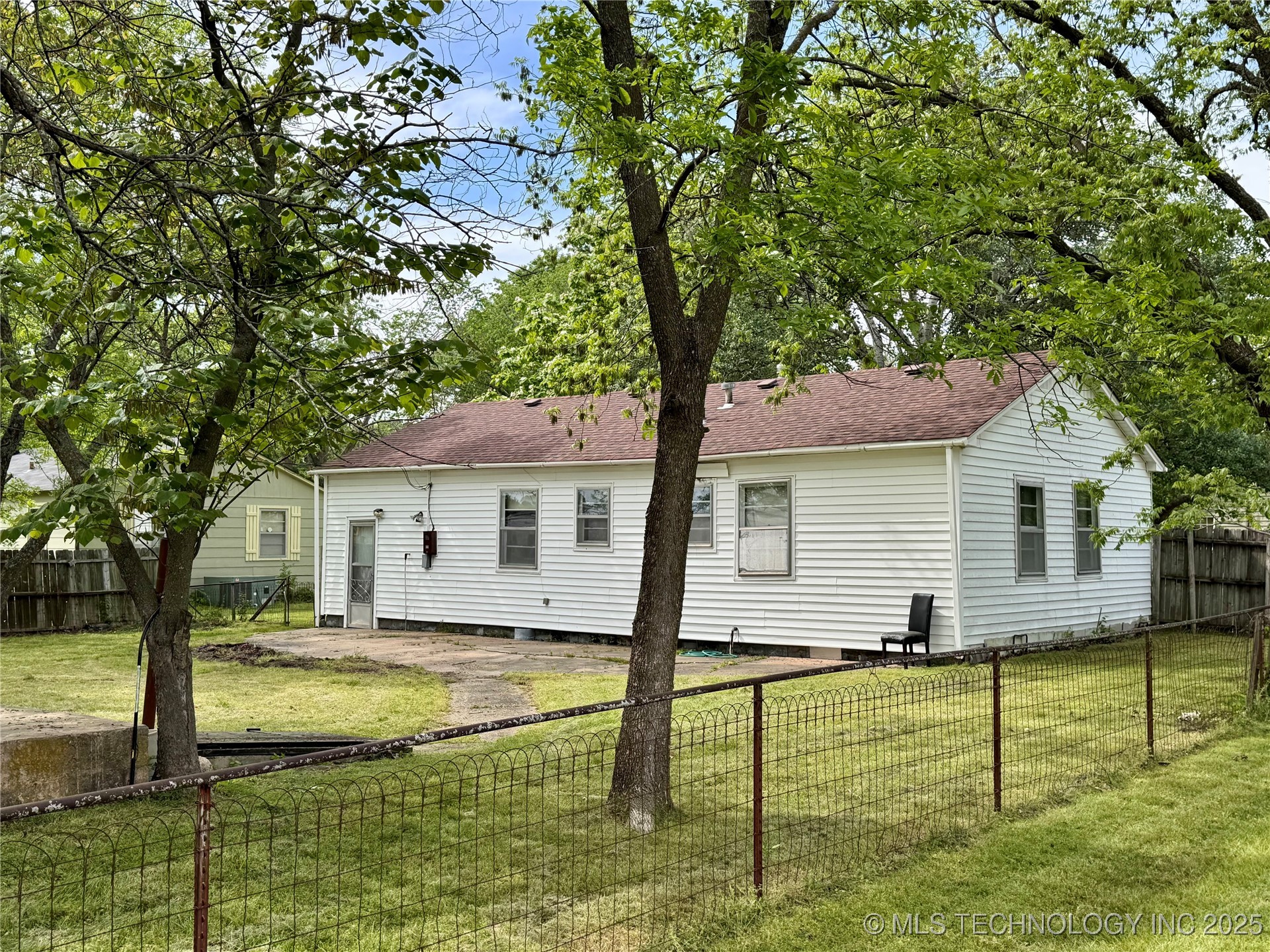 1110 SE 2nd Court