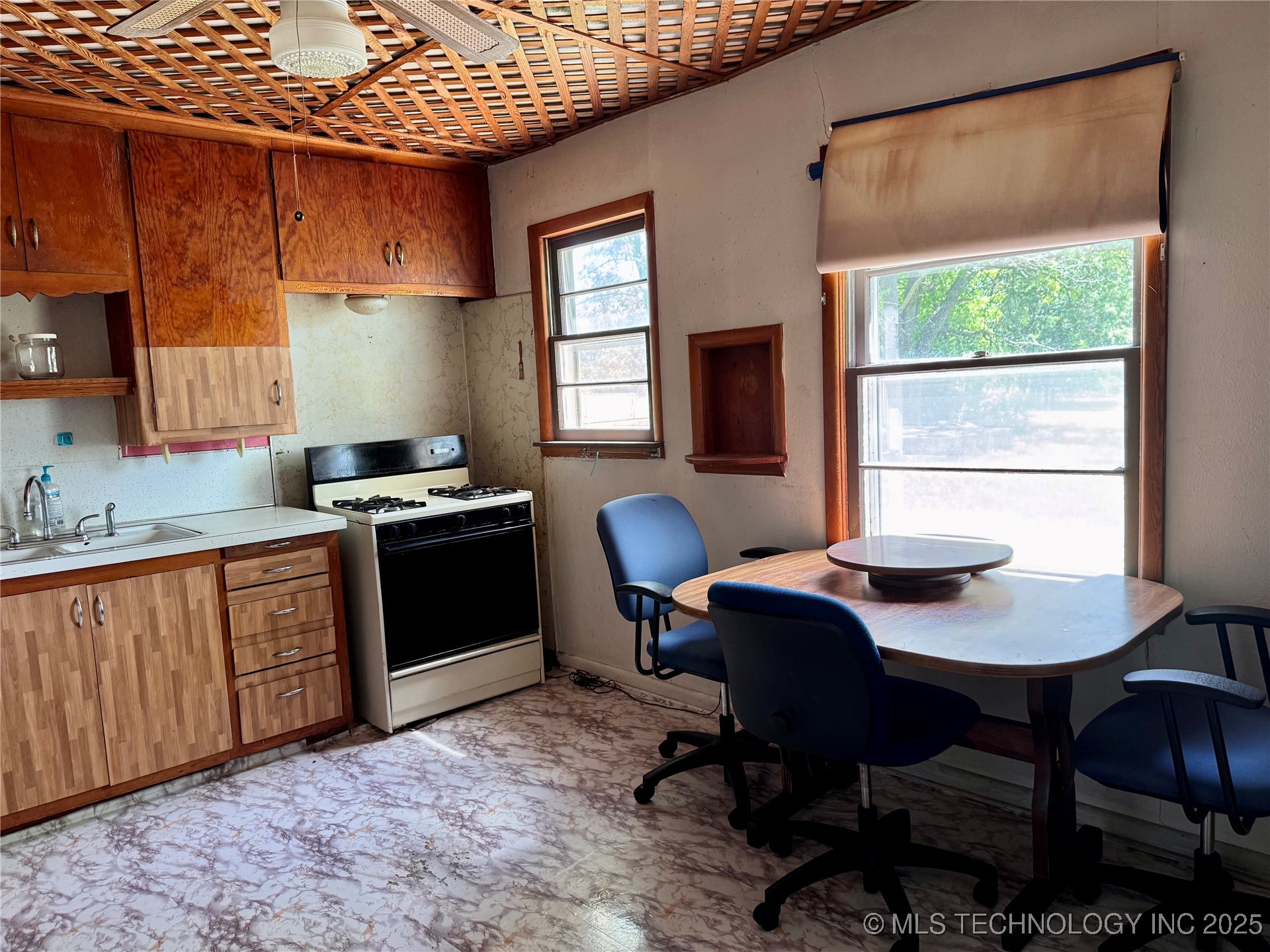 1110 SE 2nd Court