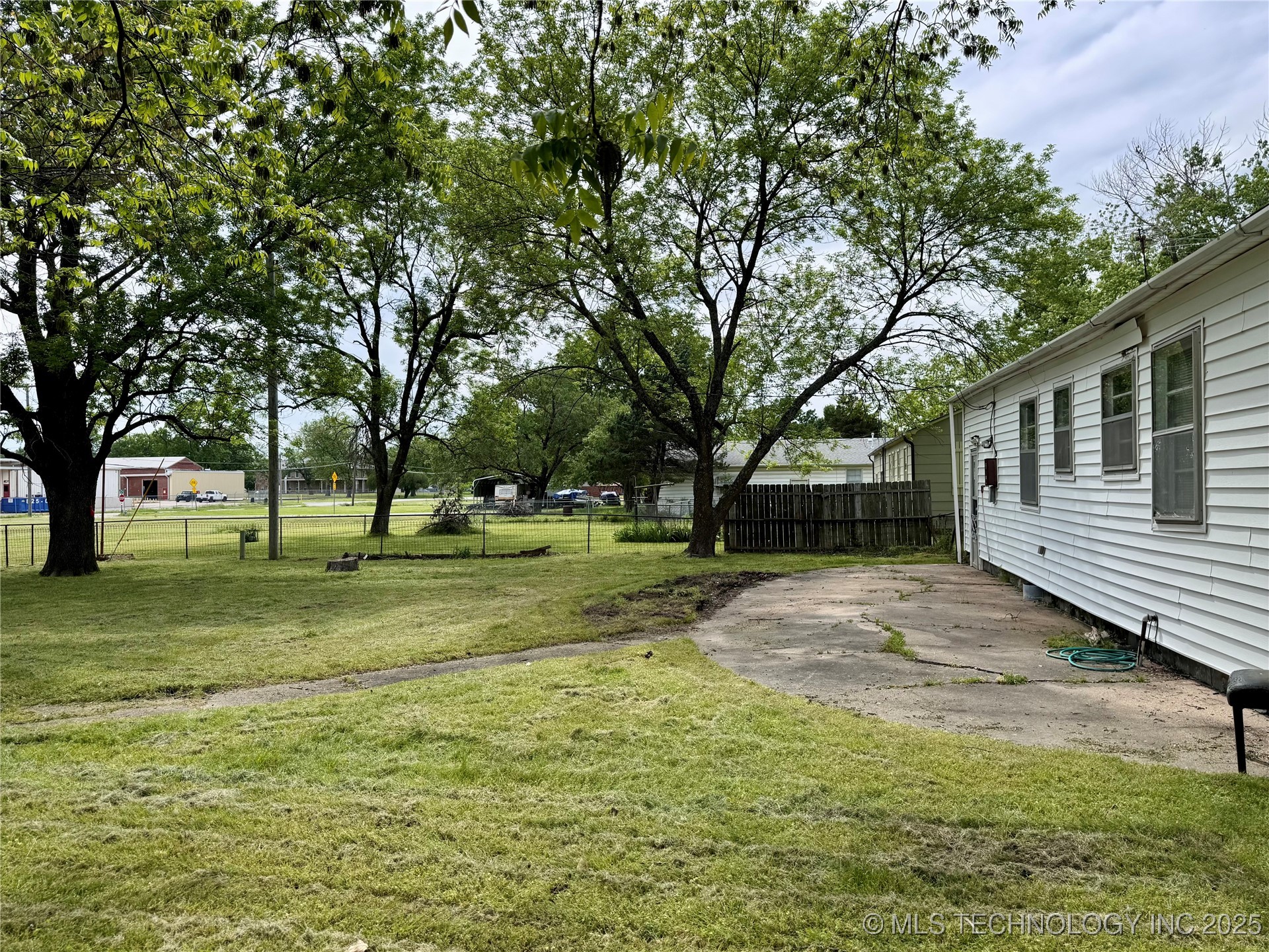 1110 SE 2nd Court