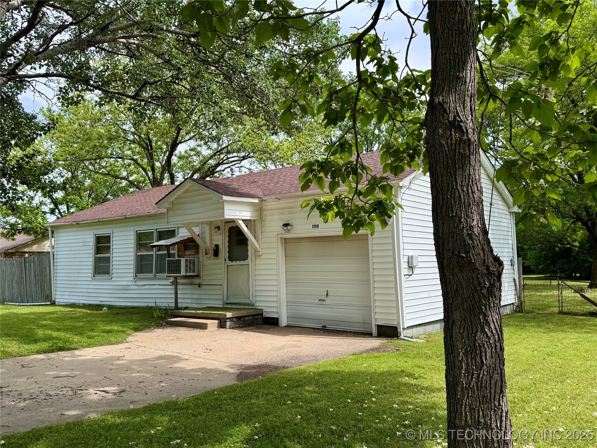 1110 SE 2nd Court