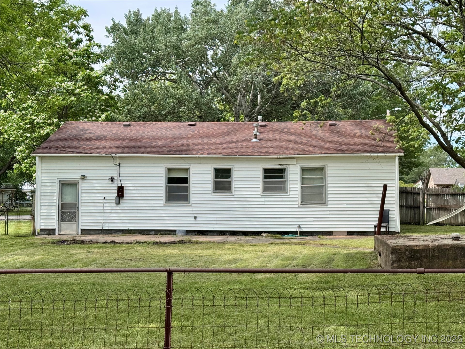 1110 SE 2nd Court