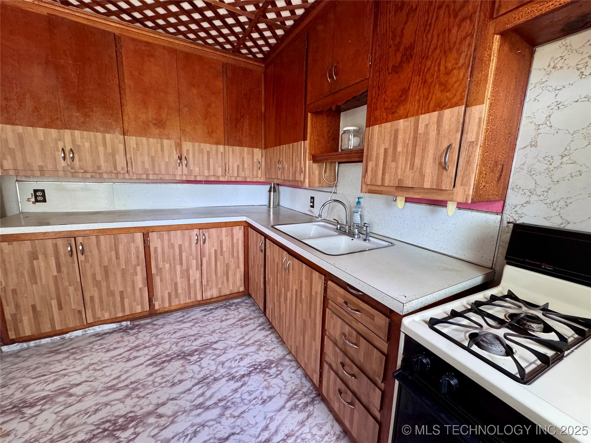 1110 SE 2nd Court