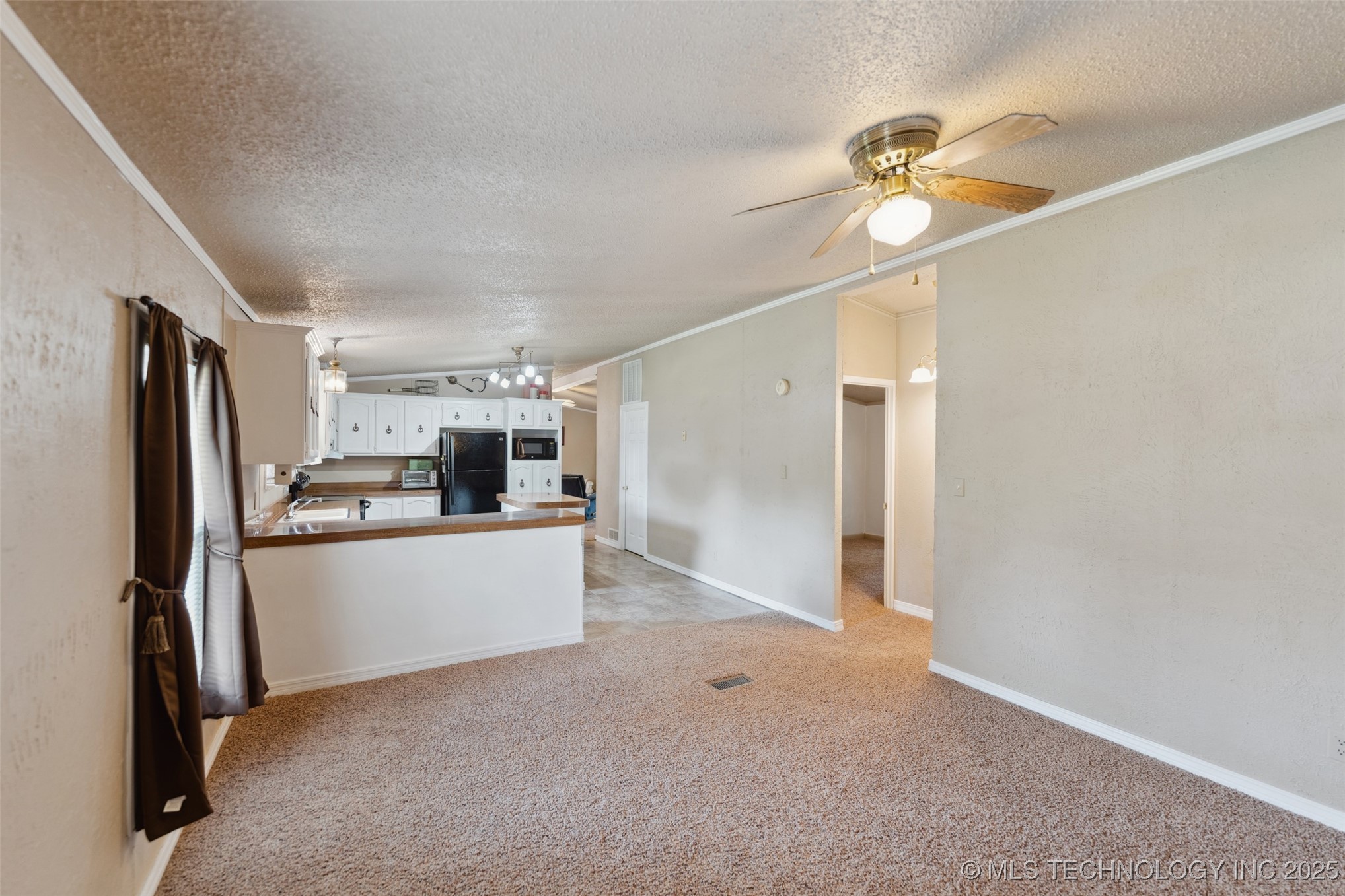 5038 E 422 Road