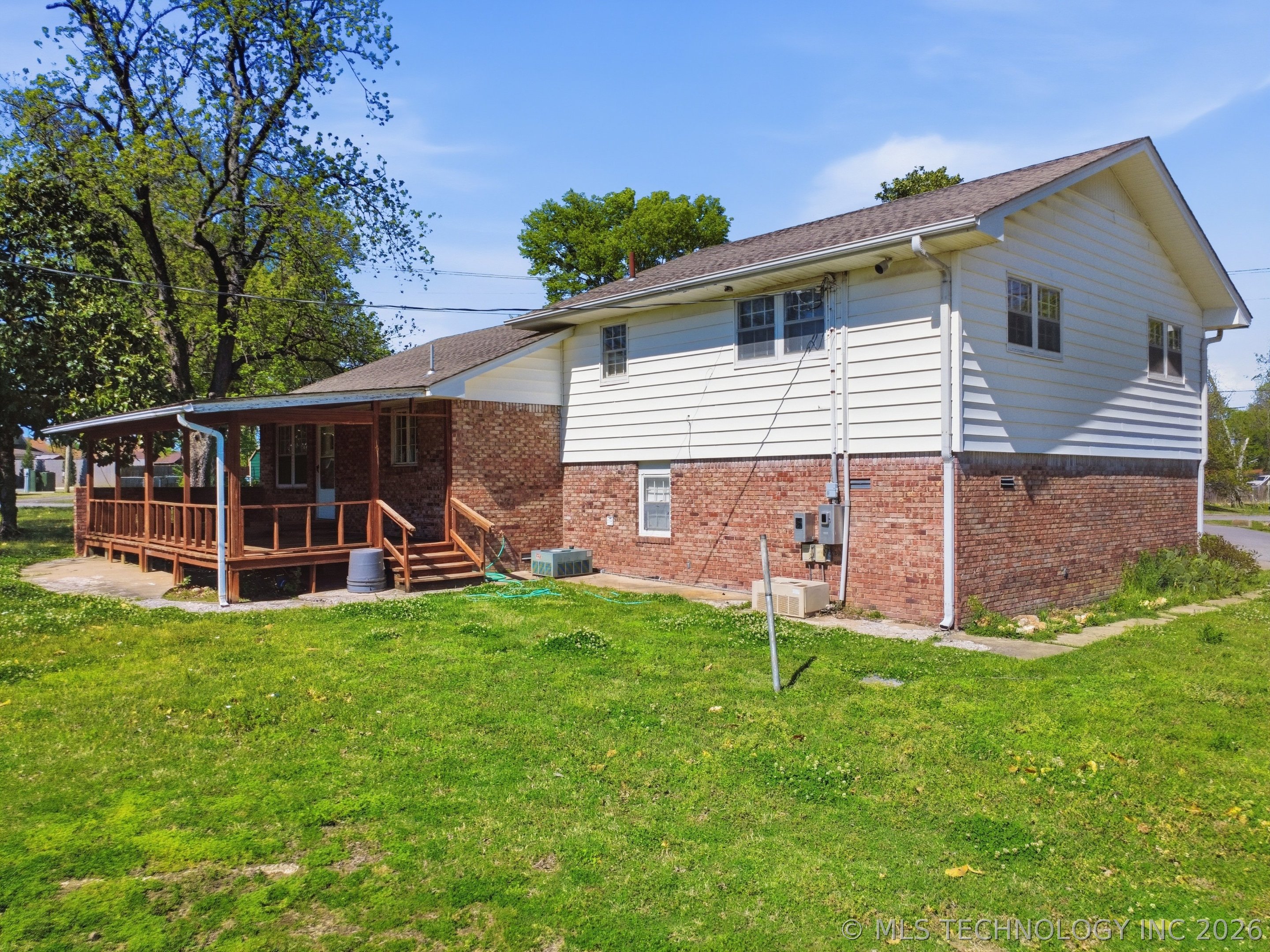 222 SE 3rd