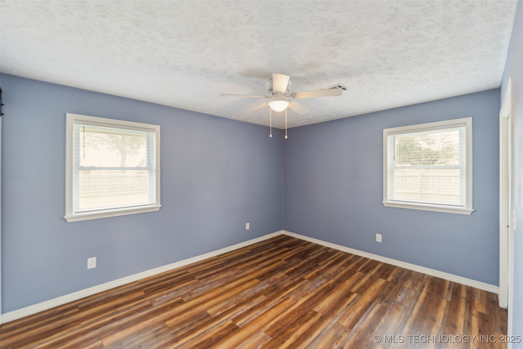 1516 Merlin Circle