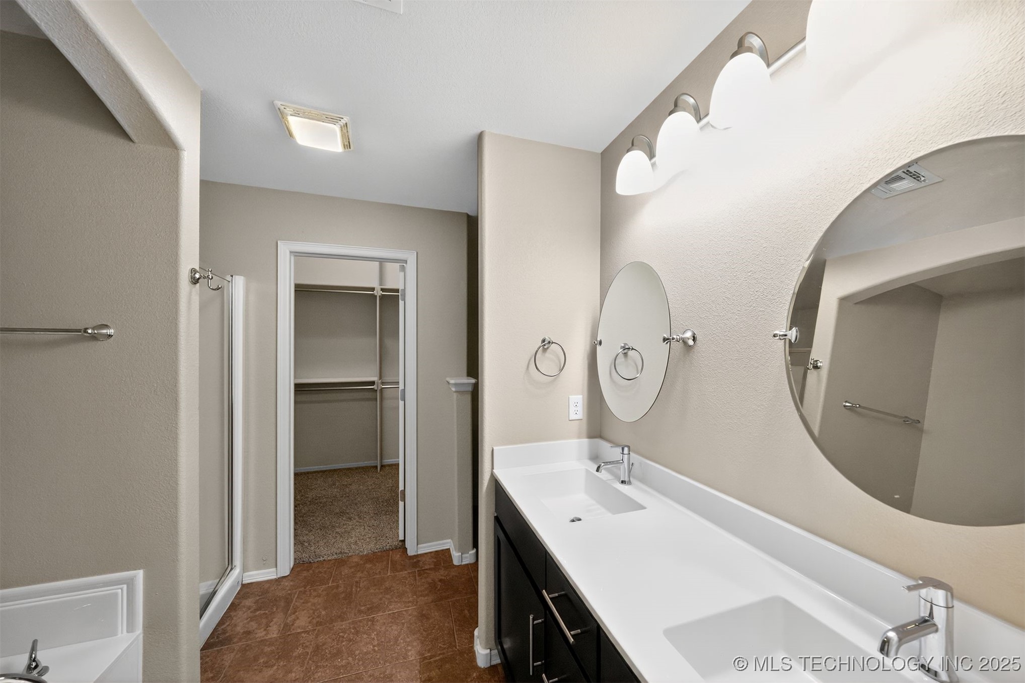 10903 N 120th Avenue N