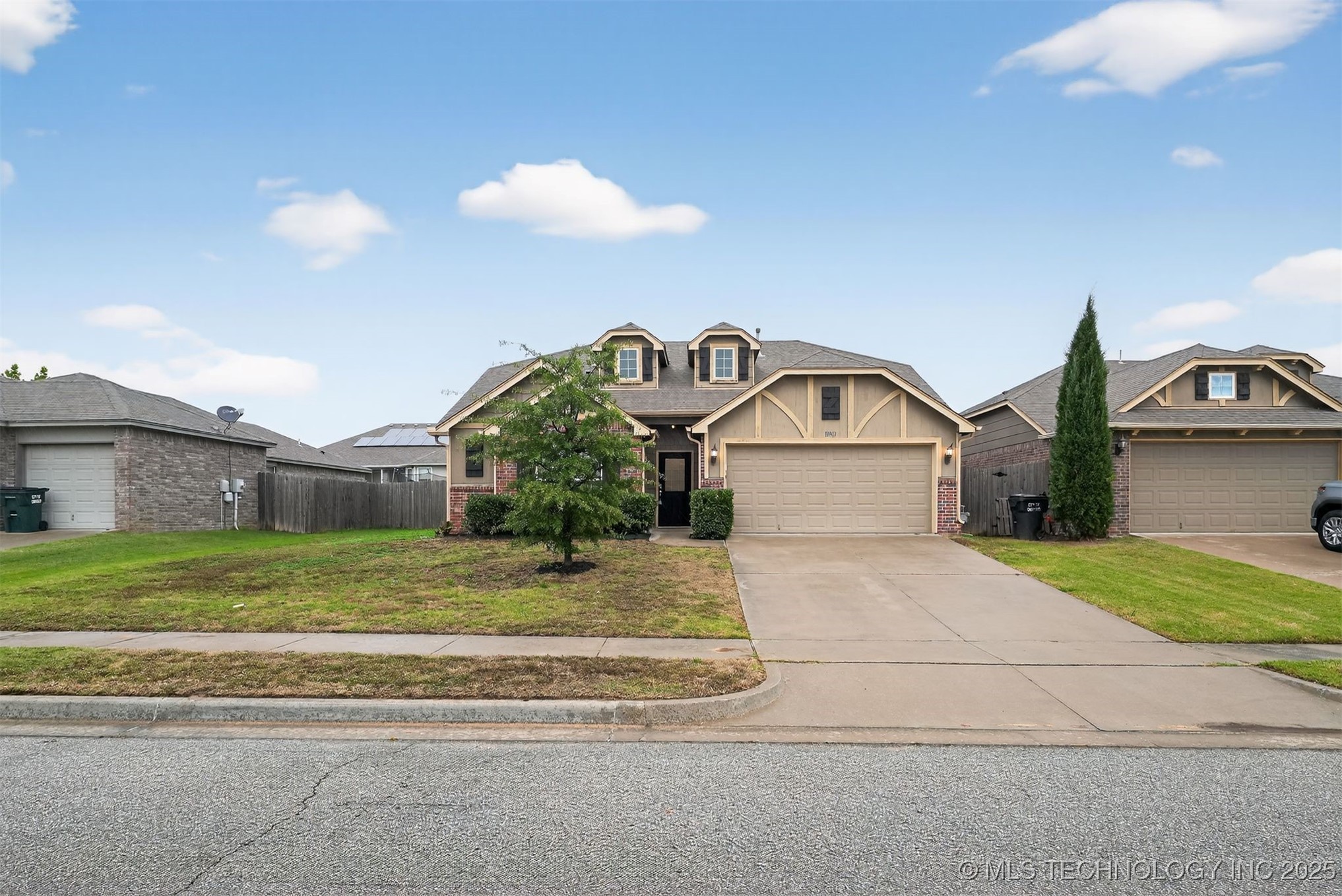 10903 N 120th Avenue N