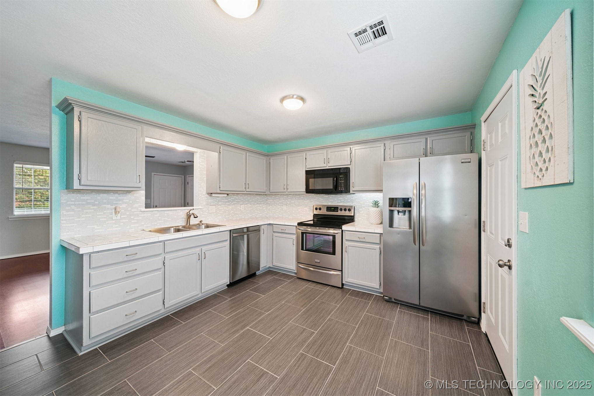 232 Eastmanor Circle