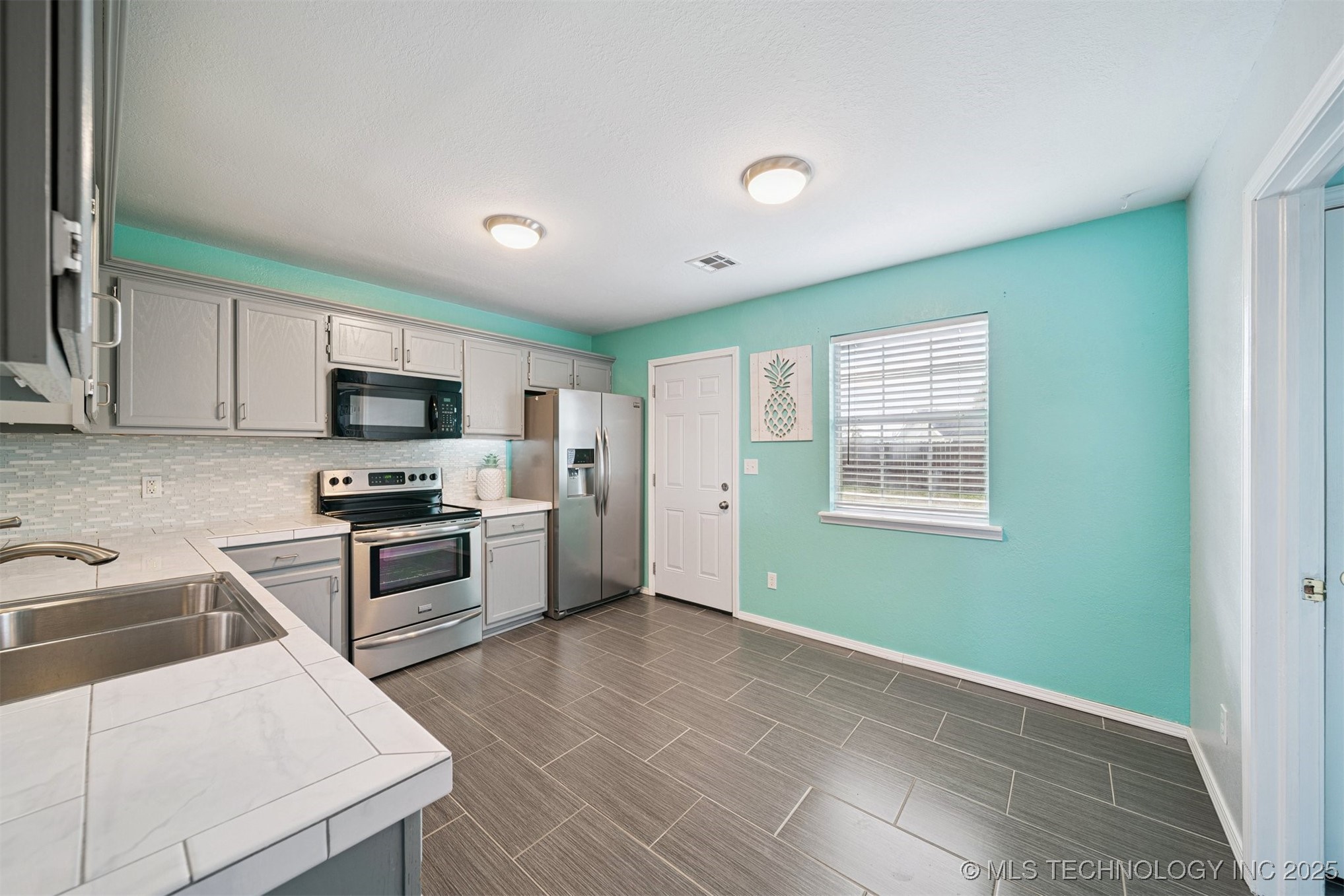 232 Eastmanor Circle