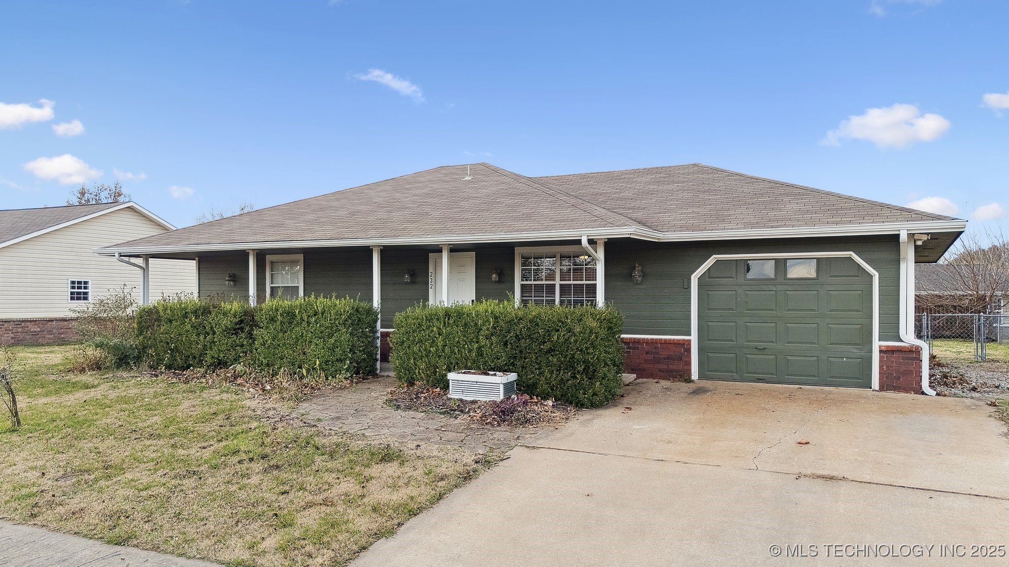 232 Eastmanor Circle