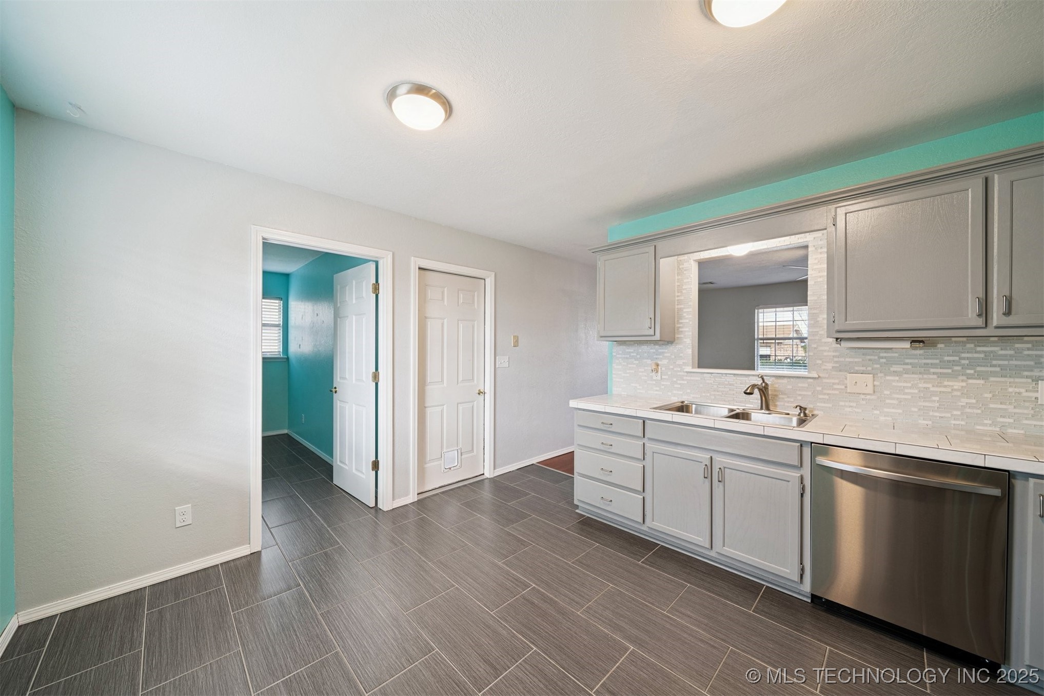 232 Eastmanor Circle