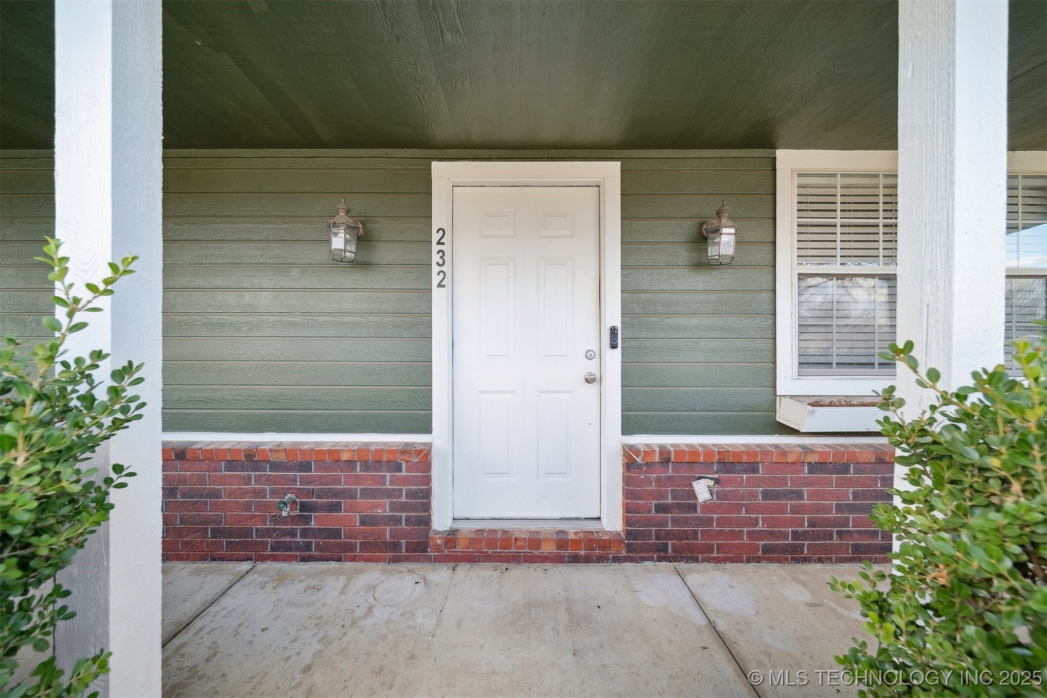 232 Eastmanor Circle