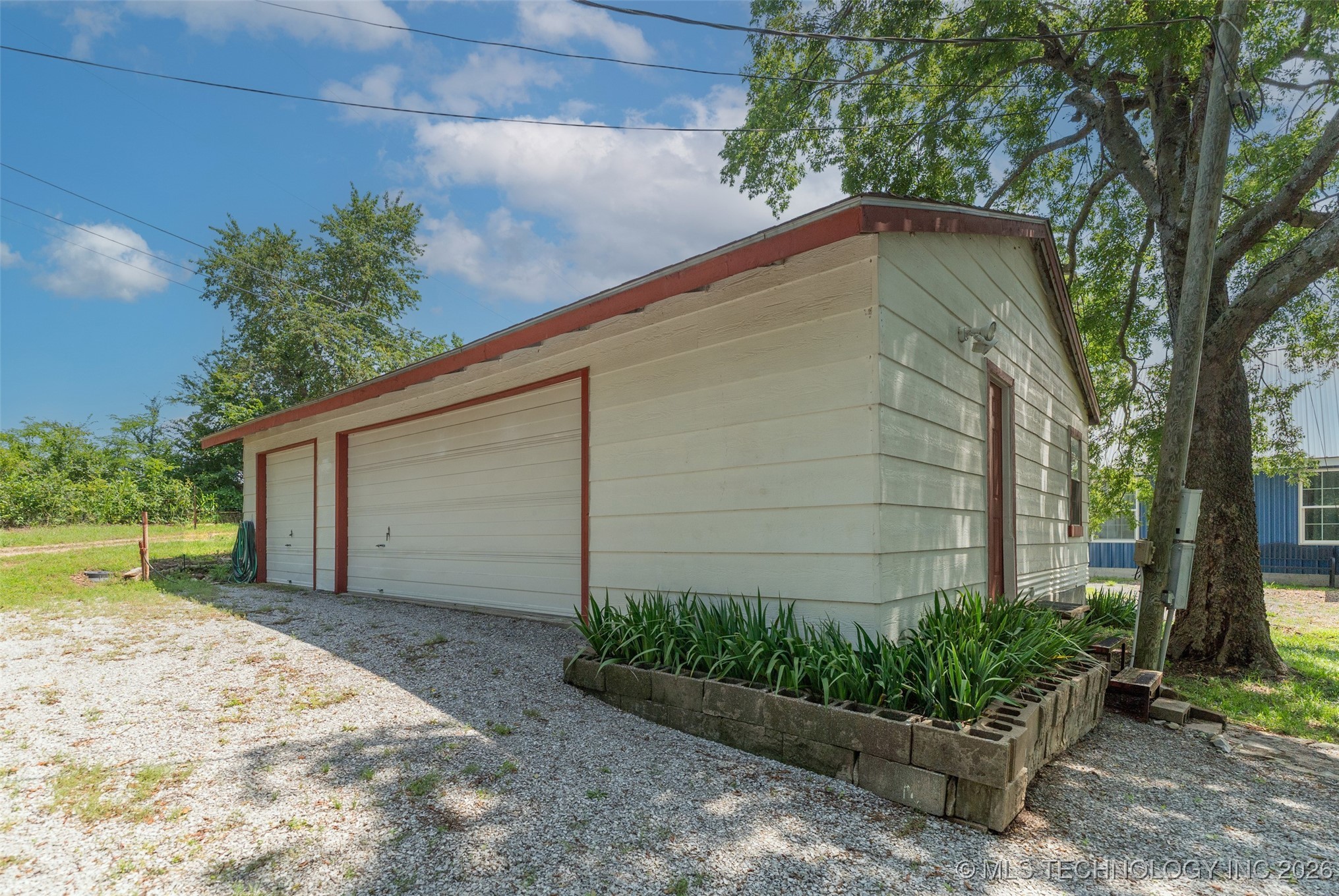 5038 E 422 Road