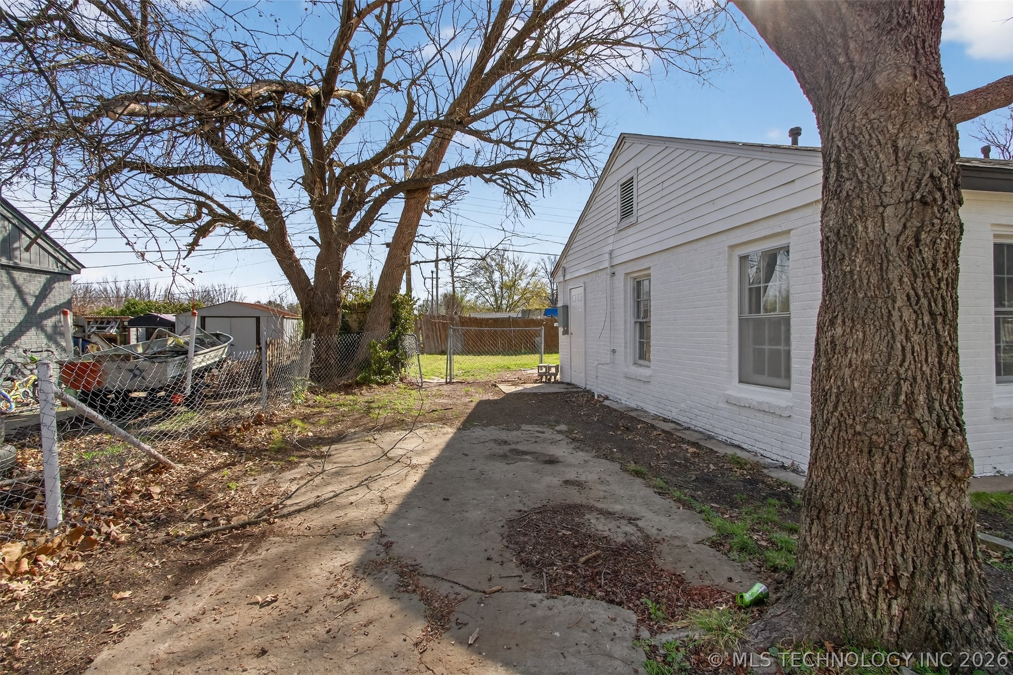 403 N Ora Street