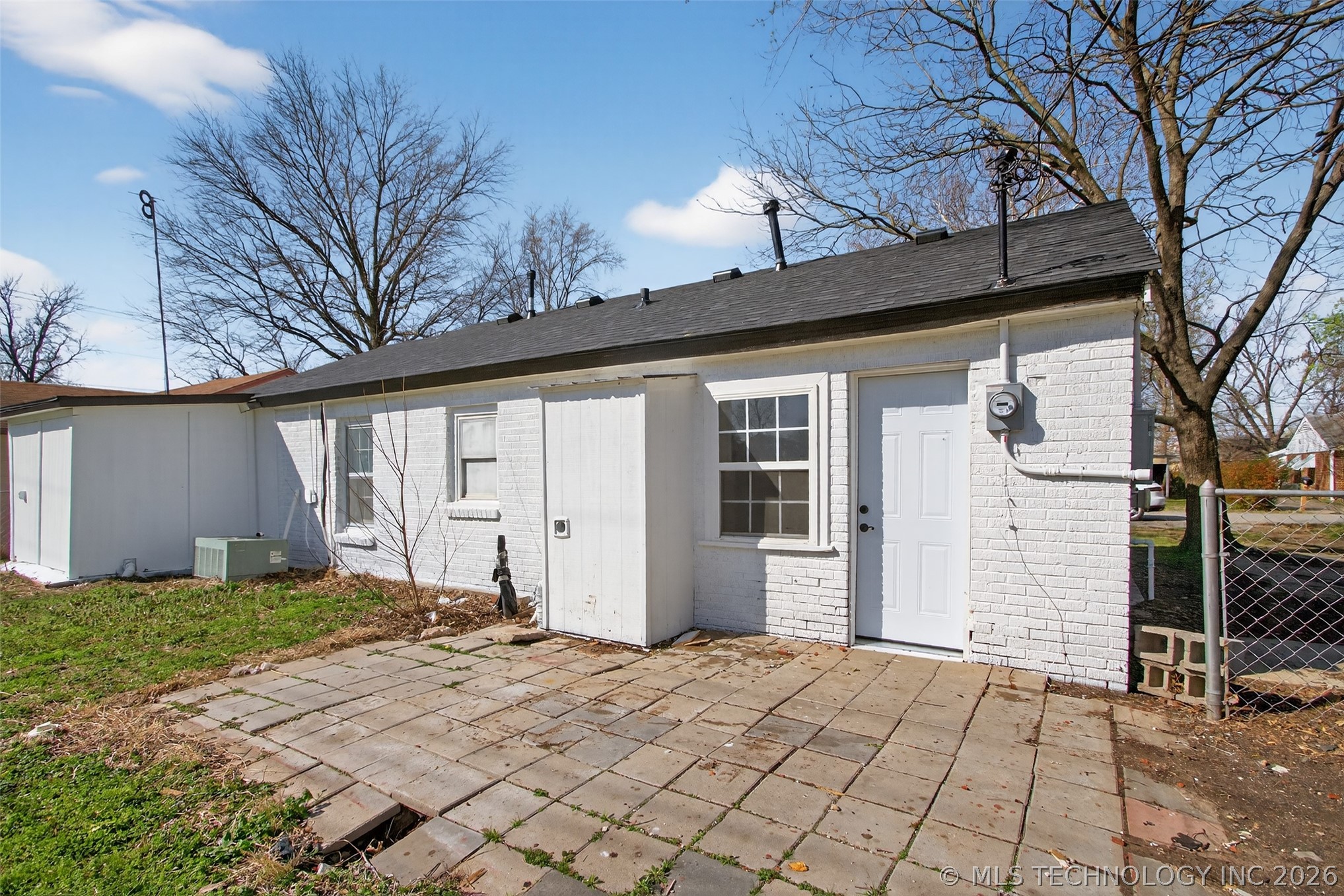 403 N Ora Street