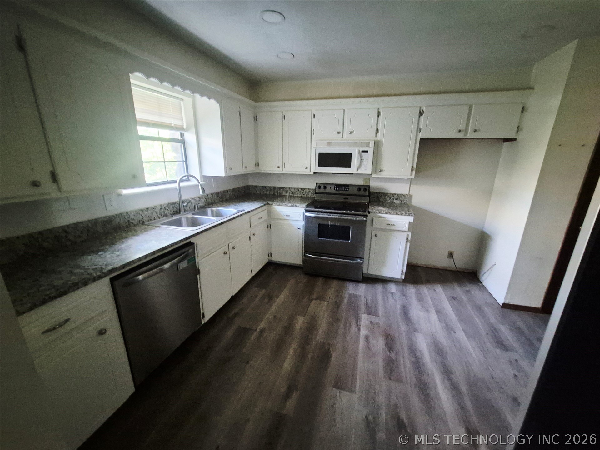 196 Elm Drive