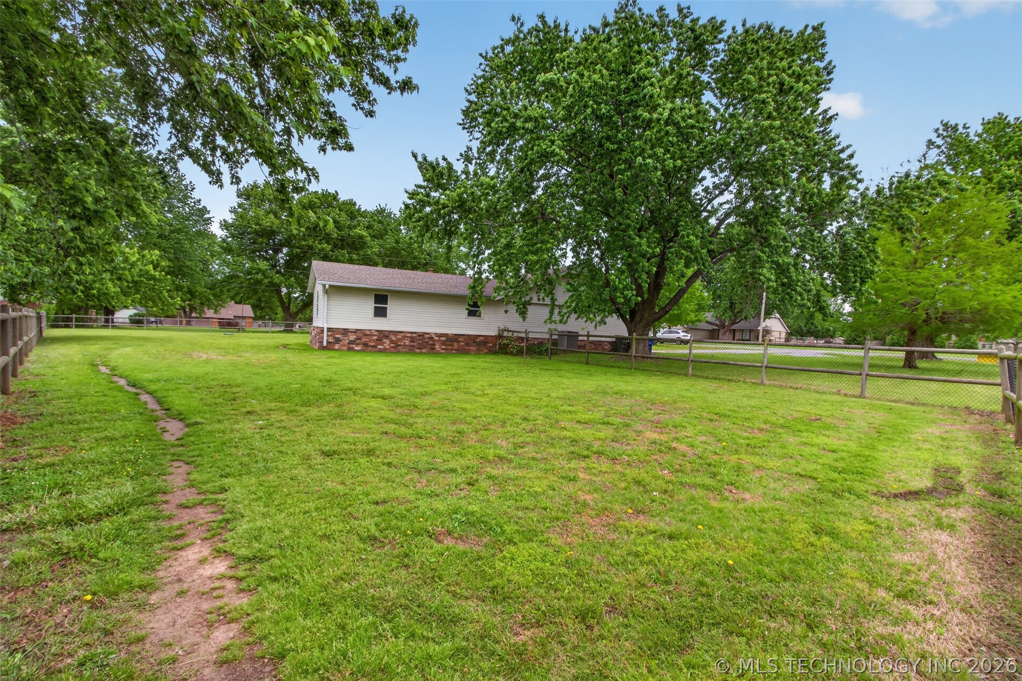68 Maple Road